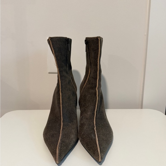 Zara Women's Brown Suede Pointed-Toe Ankle Boots - Picture 3 of 7